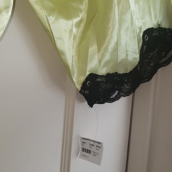 NWT neon yellow robe - Picture 2 of 6